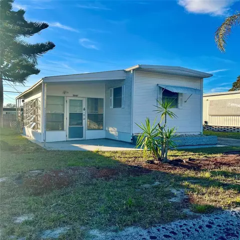 2047 Kepner Dr, Holiday, FL 34691