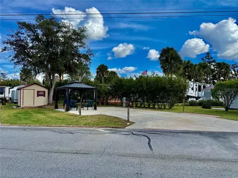 2915 NE 102nd Avenue Rd, Silver Springs, FL 34488