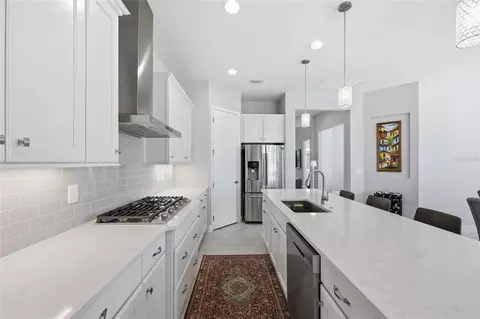 Kitchen - 2154 Wallingford Loop, Mount Dora, FL 32757 photo 3 of 4