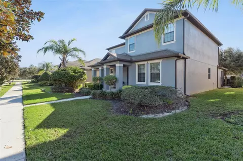 Exterior - 13232 Longacre Dr, Windermere, FL 34786 photo 2 of 9