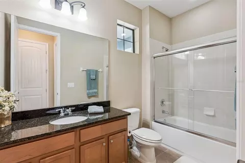 Bath - 13232 Longacre Dr, Windermere, FL 34786 photo 1 of 3