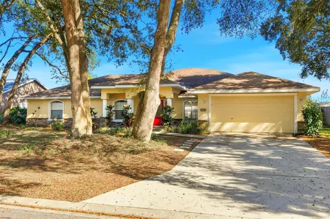 2120 Wildwood Ln, Auburndale, FL 33823