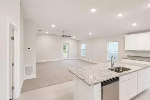 Living - 7552 Bent Tree Loop, Saint Cloud, FL 34771 photo 1 of 2