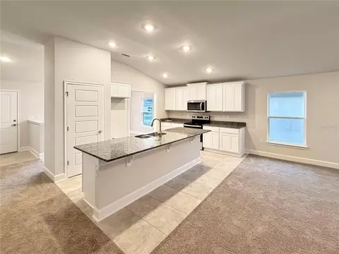 Kitchen - 7528 Bent Tree Loop, Saint Cloud, FL 34773 photo 1 of 2
