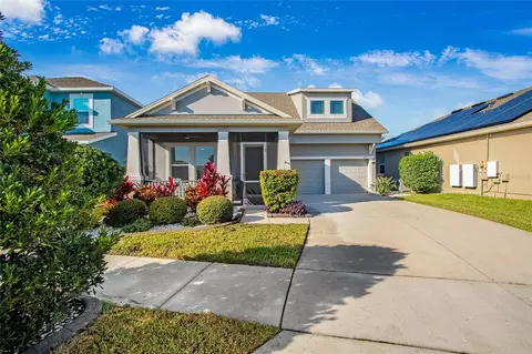 529 Blue Cypress Dr, Groveland, FL 34736