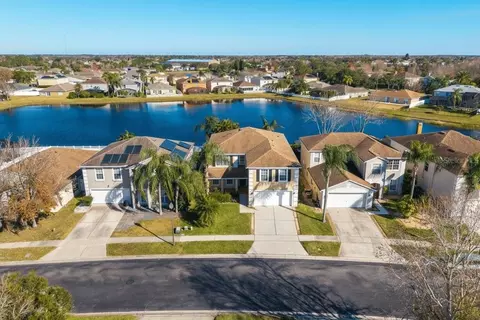 1015 Seneca Falls Dr, Orlando, FL 32828