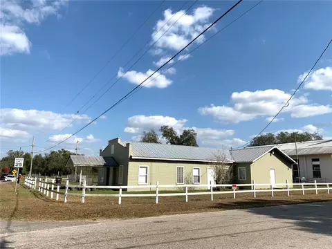 100 John St, Frostproof, FL 33843