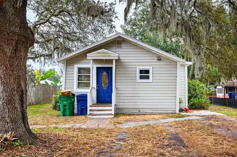 8917 N Willow Ave, Tampa, FL 33604