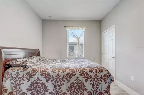 Bedroom - 309 E 13th St, Apopka, FL 32703 photo 4 of 6