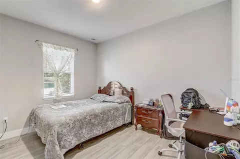 Bedroom - 309 E 13th St, Apopka, FL 32703 photo 6 of 6