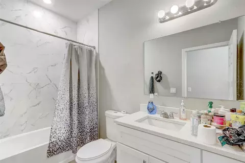 Bath - 309 E 13th St, Apopka, FL 32703 photo 5 of 5