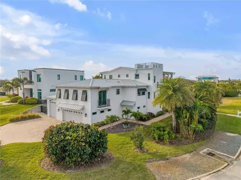 1 Mar Azul N, Ponce Inlet, FL 32127