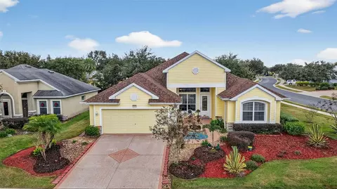 3054 New Haven Pl, Mount Dora, FL 32757