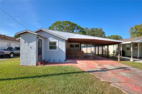 210 Florida Dr, Auburndale, FL 33823
