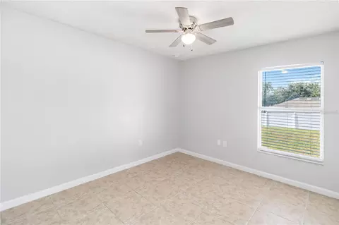 Bedroom - 2225 Sandridge Cir, Eustis, FL 32726 photo 3 of 8