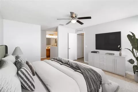 Bedroom - 2225 Sandridge Cir, Eustis, FL 32726 photo 2 of 8