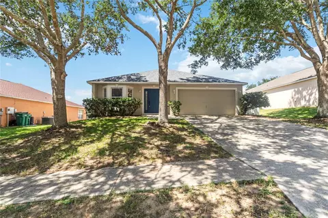Exterior - 2225 Sandridge Cir, Eustis, FL 32726 photo 7 of 9