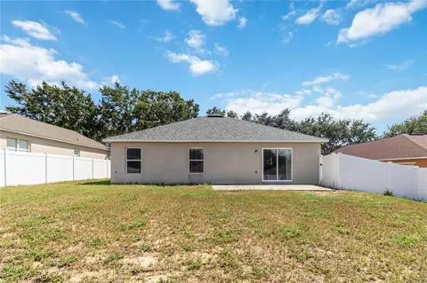 Exterior - 2225 Sandridge Cir, Eustis, FL 32726 photo 4 of 9