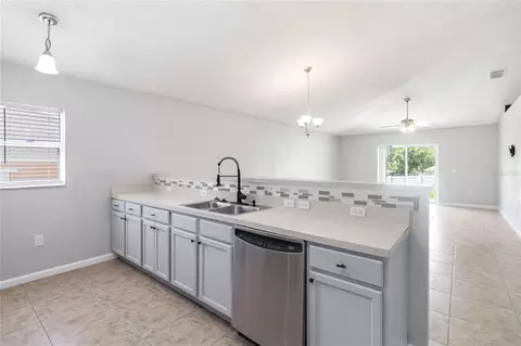 Kitchen - 2225 Sandridge Cir, Eustis, FL 32726 photo 2 of 4