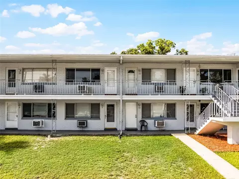 2353 Shelley St #10, Clearwater, FL 33765