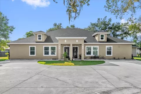 705 Lenox Pl, Kissimmee, FL 34758