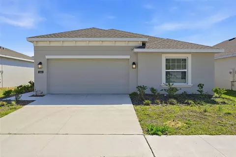 664 Sand Pine Ln, Haines City, FL 33844