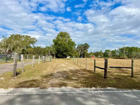 392 Lemon Bluff Rd, Osteen, FL 32764