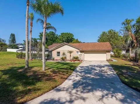 10545 Parkway Dr, Clermont, FL 34711
