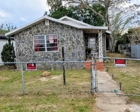 829 Grand Ave, Sebring, FL 33870