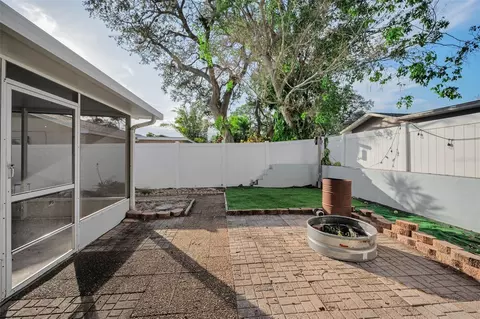 Exterior - 14557 Apache Ave, Largo, FL 33774 photo 18 of 20