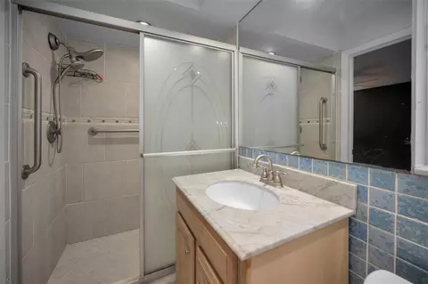 Bath - 14557 Apache Ave, Largo, FL 33774 photo 2 of 2