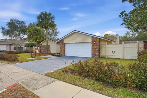 132 Sagewood Ct, Apopka, FL 32703