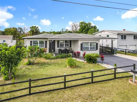748 White St, Daytona Beach, FL 32114