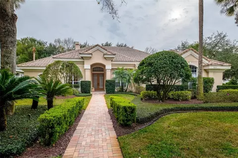 5273 Shoreline Cir, Sanford, FL 32771