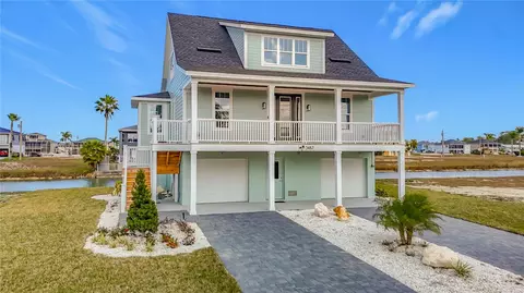 Exterior - 3487 Sheephead Dr, Hernando Beach, FL 34607 photo 2 of 17