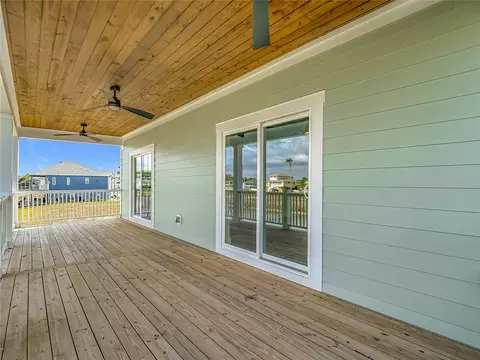Exterior - 3487 Sheephead Dr, Hernando Beach, FL 34607 photo 9 of 17