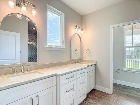 Bath - 3487 Sheephead Dr, Hernando Beach, FL 34607 photo 2 of 7