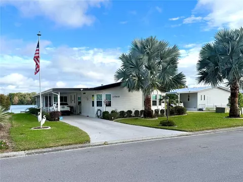 1560 Skyline Dr, Tavares, FL 32778