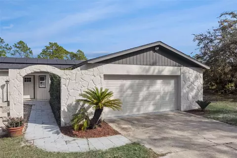 Exterior - 30109 Coconut Ave, Eustis, FL 32736 photo 3 of 8