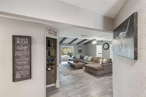 Entry Way - 30109 Coconut Ave, Eustis, FL 32736 photo 2 of 2