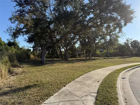 1484 22nd St, Sarasota, FL 34234