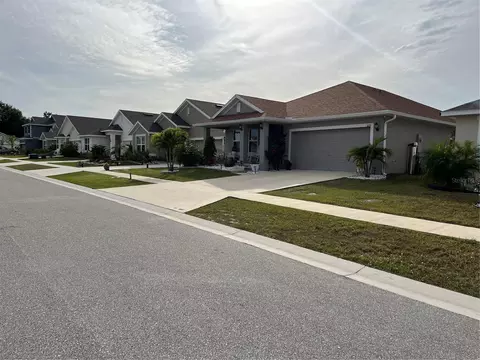 136 Krenson Bay Loop, Winter Haven, FL 33881