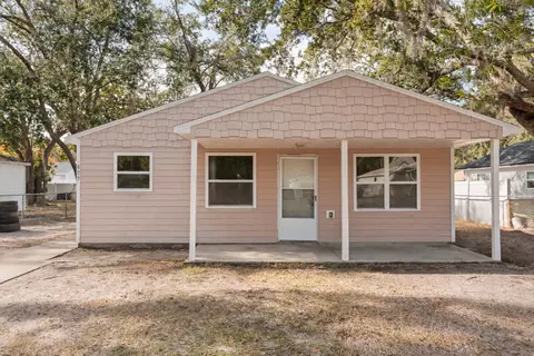 809 Talladega St, Leesburg, FL 34748