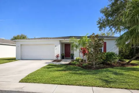 4913 Jackson St, Winter Haven, FL 33884