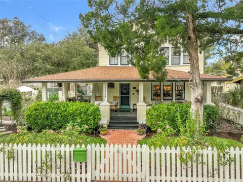 1118 S Park Ave, Sanford, FL 32771