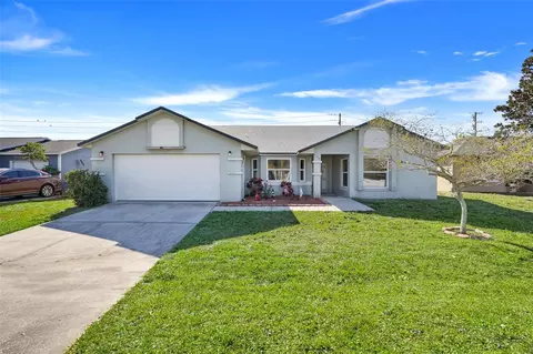 105 Dorchester Ct, Kissimmee, FL 34758