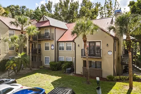 236 Afton Sq #109, Altamonte Springs, FL 32714
