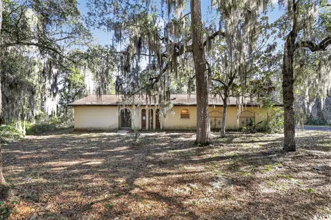 885 Braddock Rd, Deltona, FL 32725