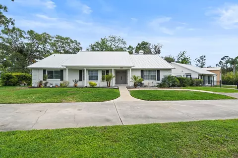 335 Debary Ave, Debary, FL 32713