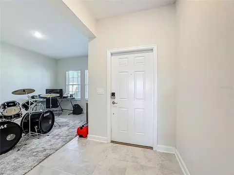 Entry Way - 4900 Lotta Ct, Saint Cloud, FL 34772 photo 2 of 2